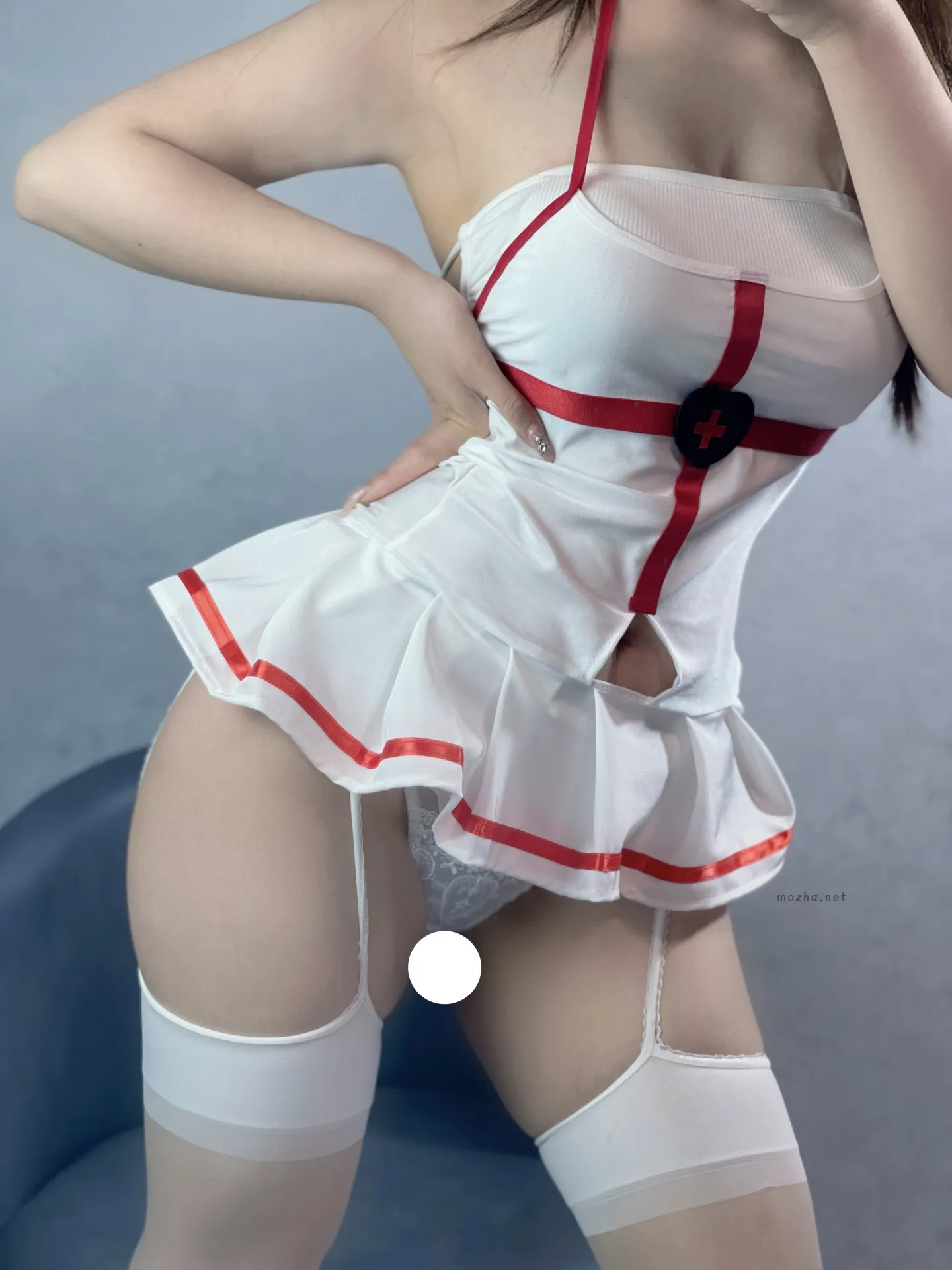 桃沢樱 – 白丝护士【51P】